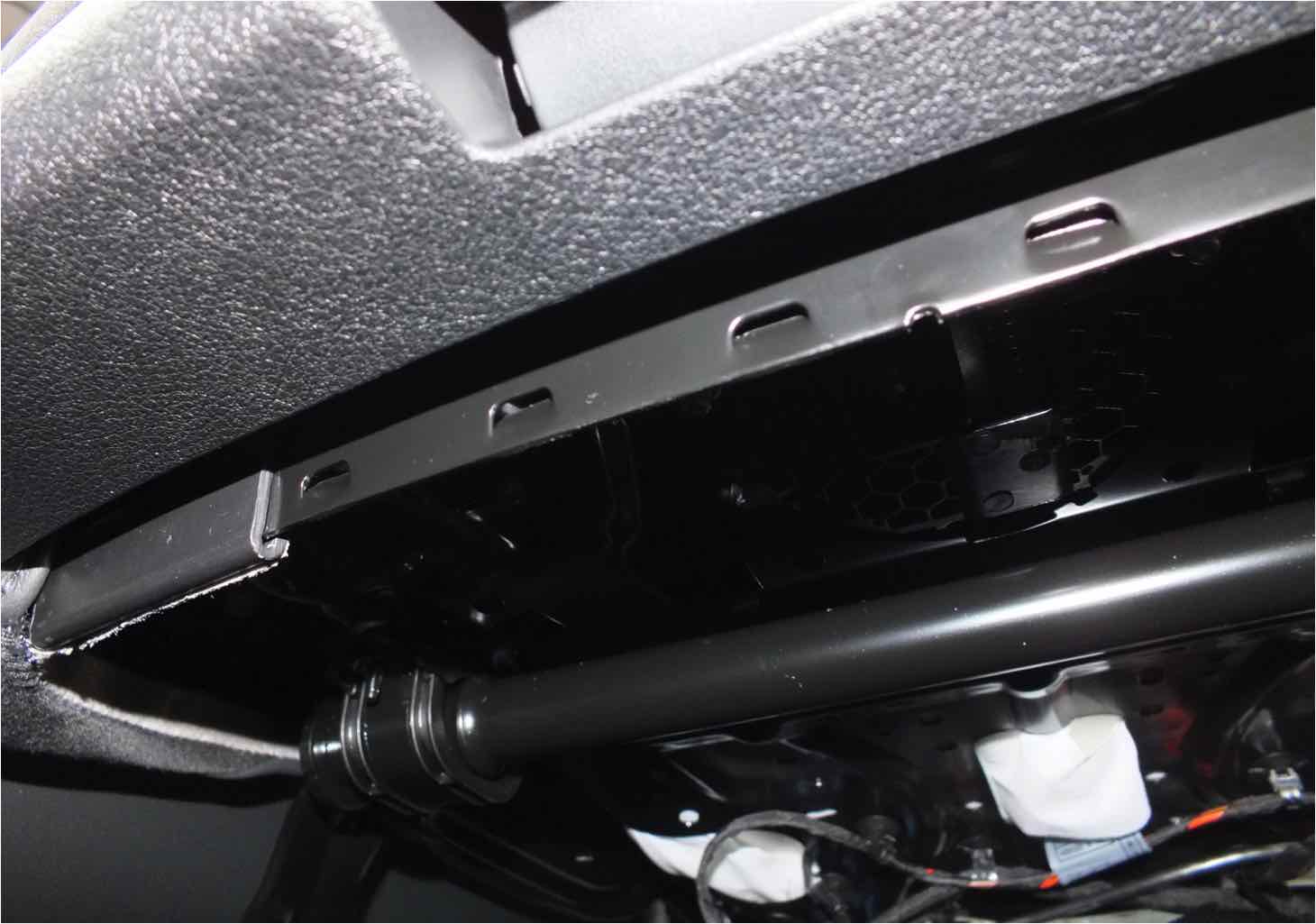 Q3 and Q5 sport seats issue