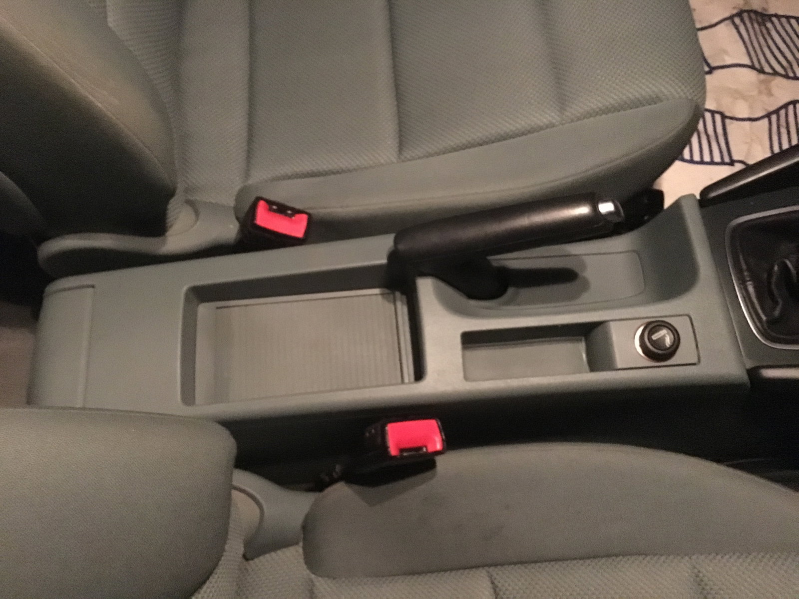 Replace centre console trim - 2008 (my09) A3 1.9 TDIe