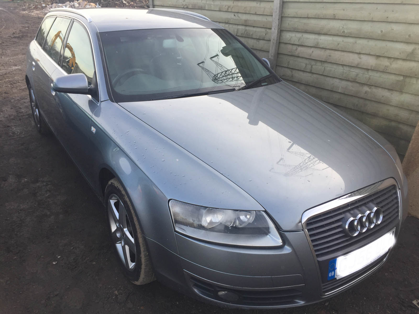 Breaking 2006 AUDI A6 C6 estate for spares