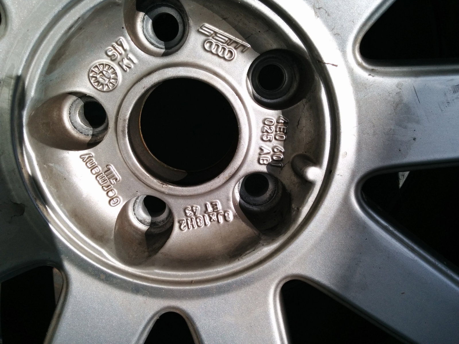 Audi B6 S4 A4 Wheels & Xenon Headlights