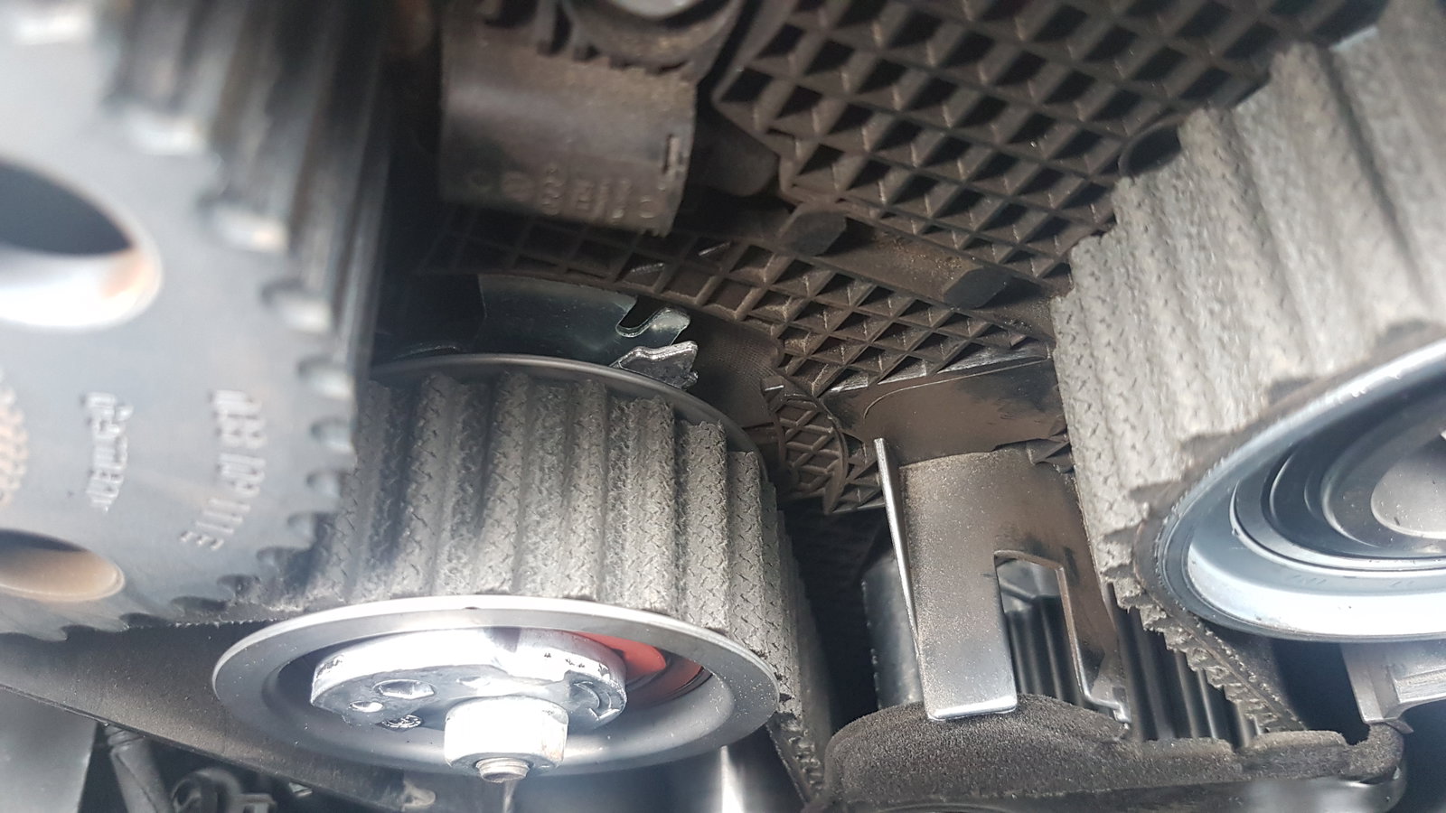 B8 tdi 143  whine after timing belt change