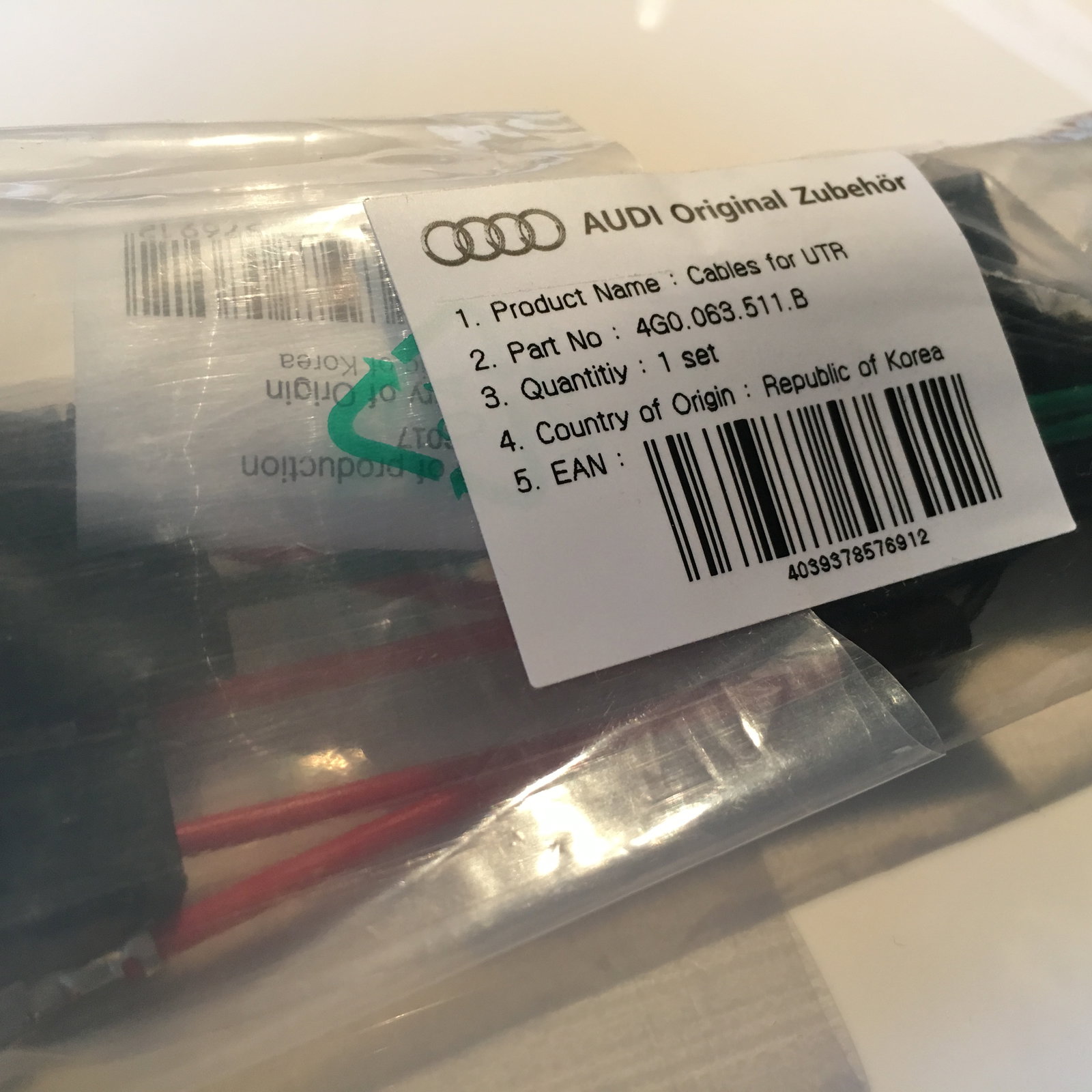 Audi Front and Rear Universal Traffic Recorder  camera with Vehicle specific harness
