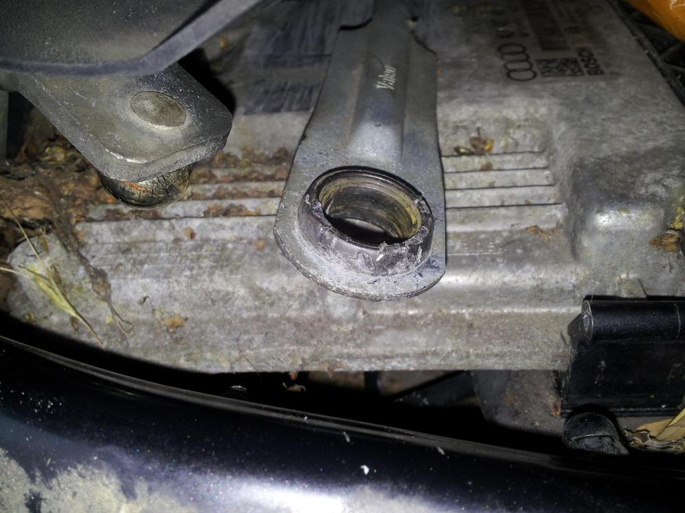Q7 LINKAGE 003.jpg