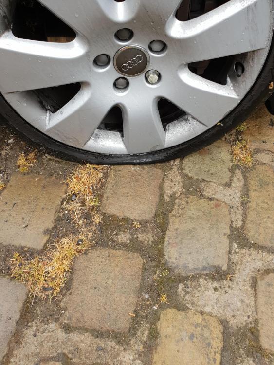 Audi wheel A6_C6.jpg
