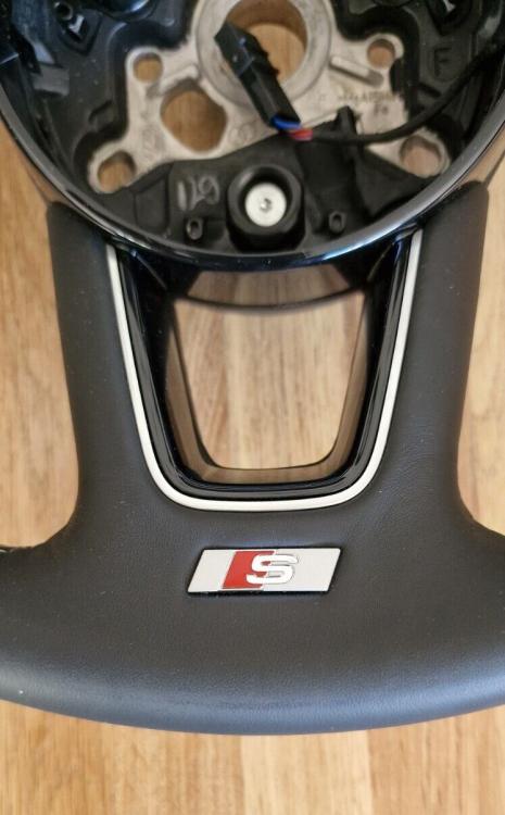Steering Wheel 3.jpg