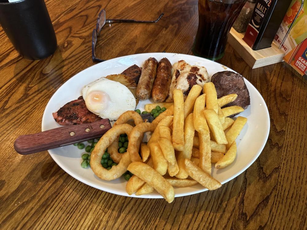 Grub.thumb.jpg.ceb8476151d15b7d67791d4200f3973d.jpg