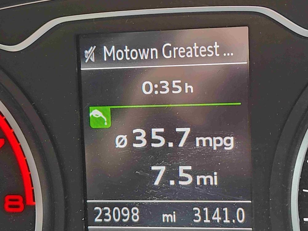 Audi dashboard light.jpg