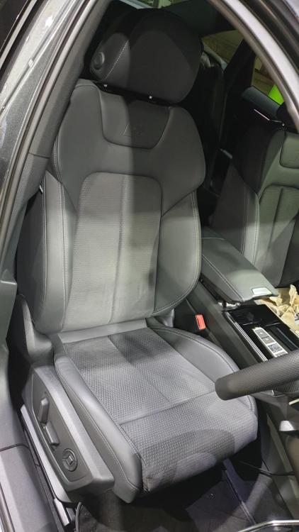 a6_c8_seat3.thumb.jpg.cf09c6815ae8f5c7c210433614472bb8.jpg