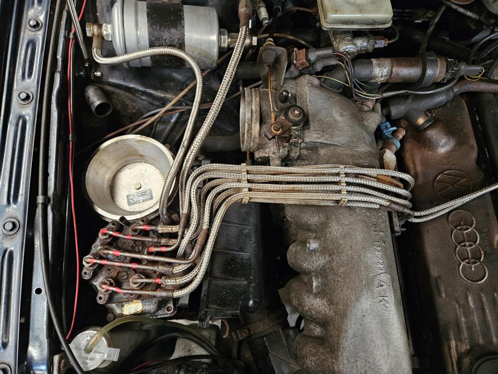 audi 100 pipes.jpg