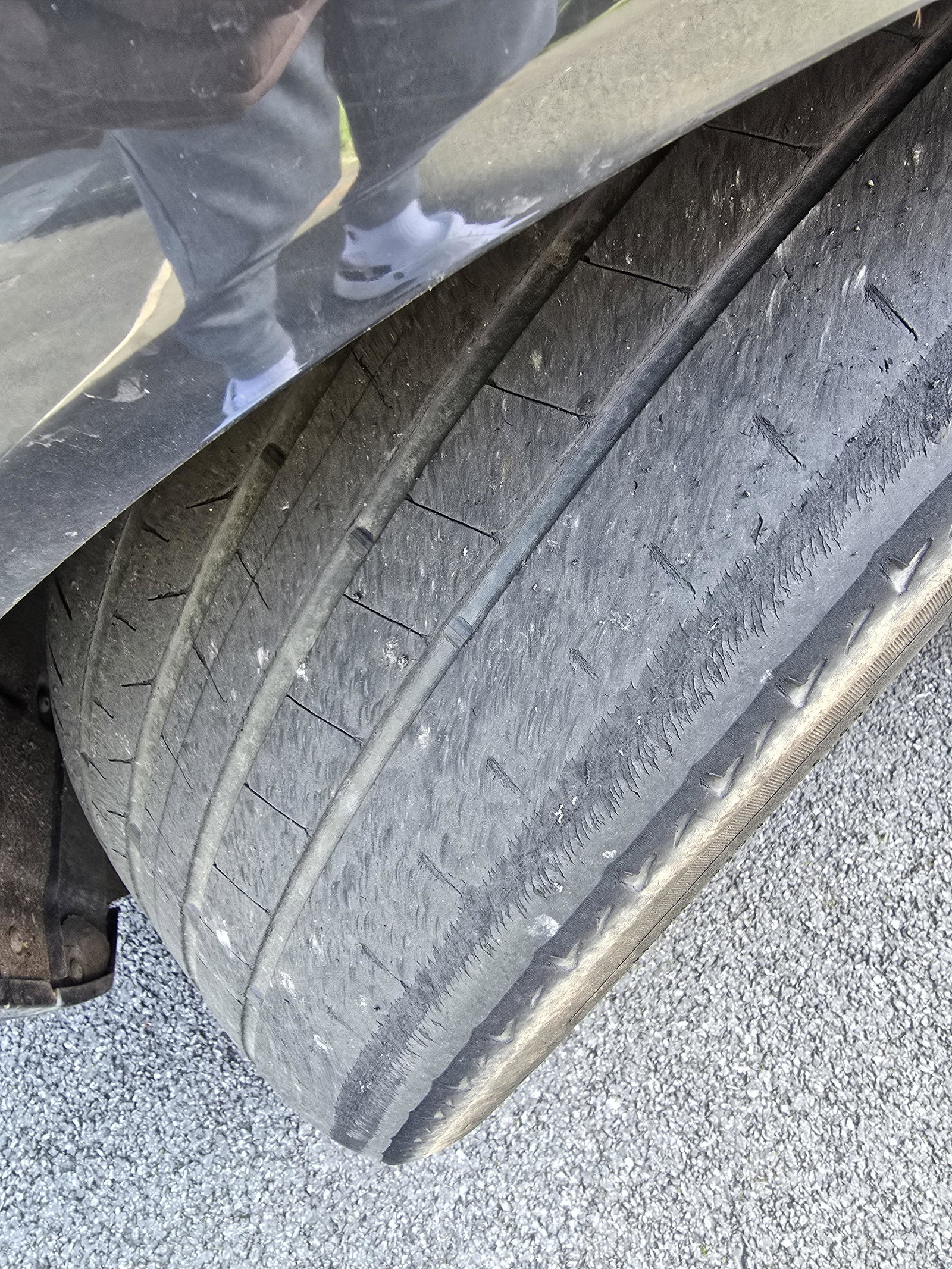 Advice Needed: Front tyre down to cords on e-tron 55